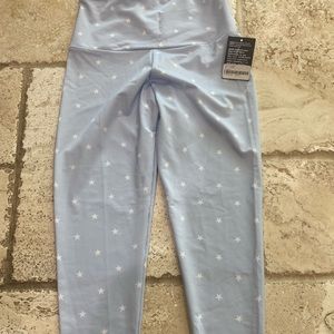 Onzie leggings size S NWT